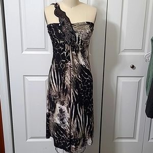 Fashion Wind Black Gray & White one shoulder dress with beaded Peacock 15ptp